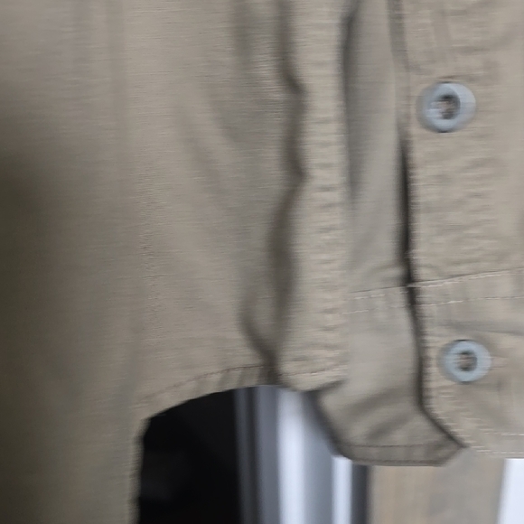 Men's Olive Button-Up Shirt - Picture 5 of 6